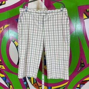 Izod Golf Stretch, Plaid Capris. Size 16. In excellent condition!